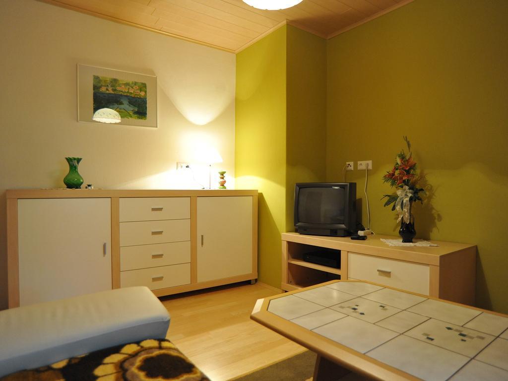 Ferienhaus Nickl ويسبرياش الغرفة الصورة